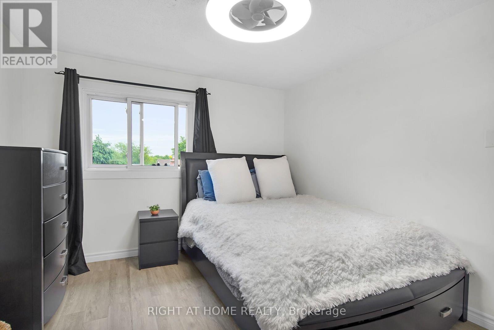 #25 450 POND MILLS ROAD - Image 24