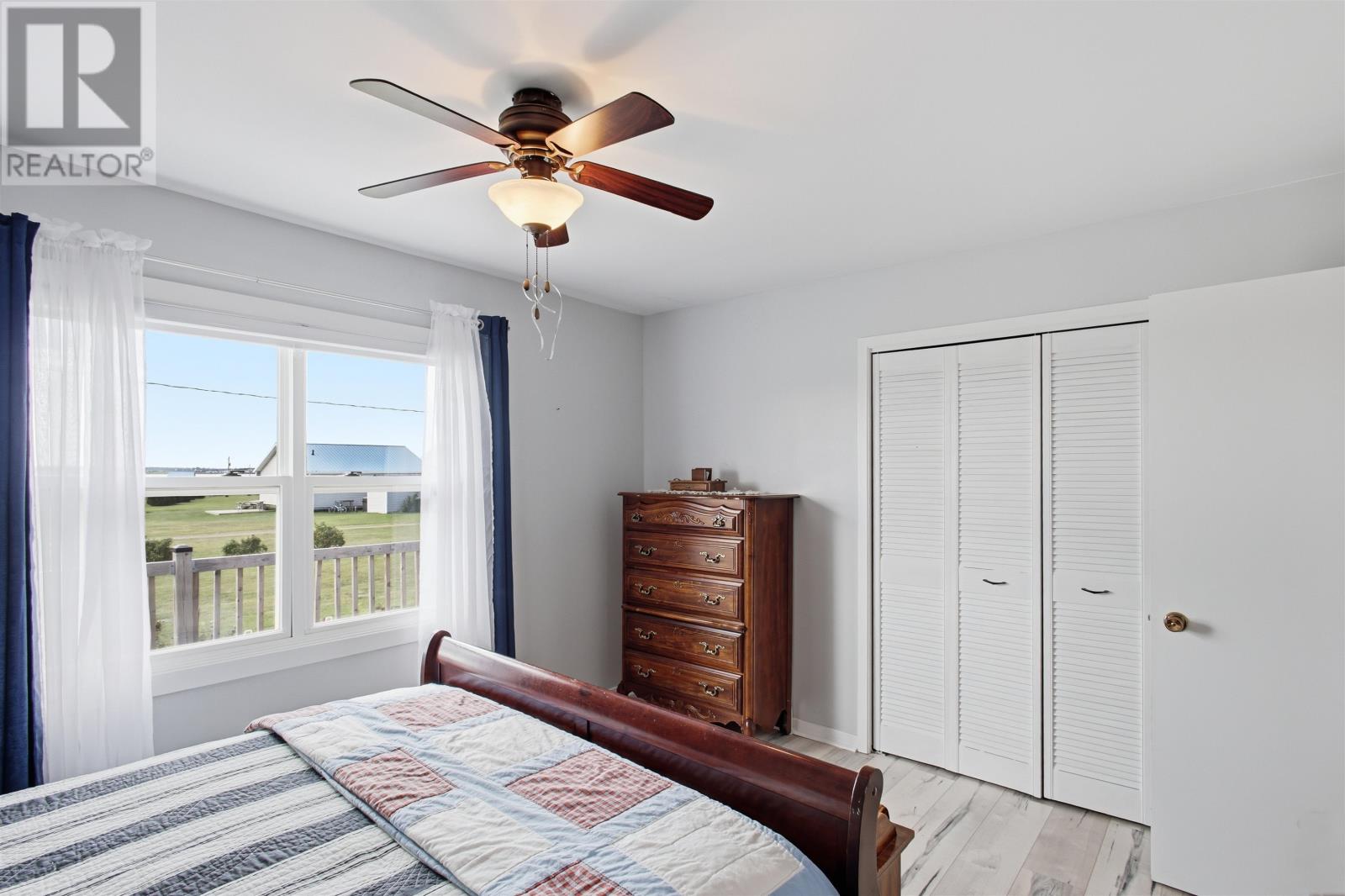 278 Basinview Crescent - 22