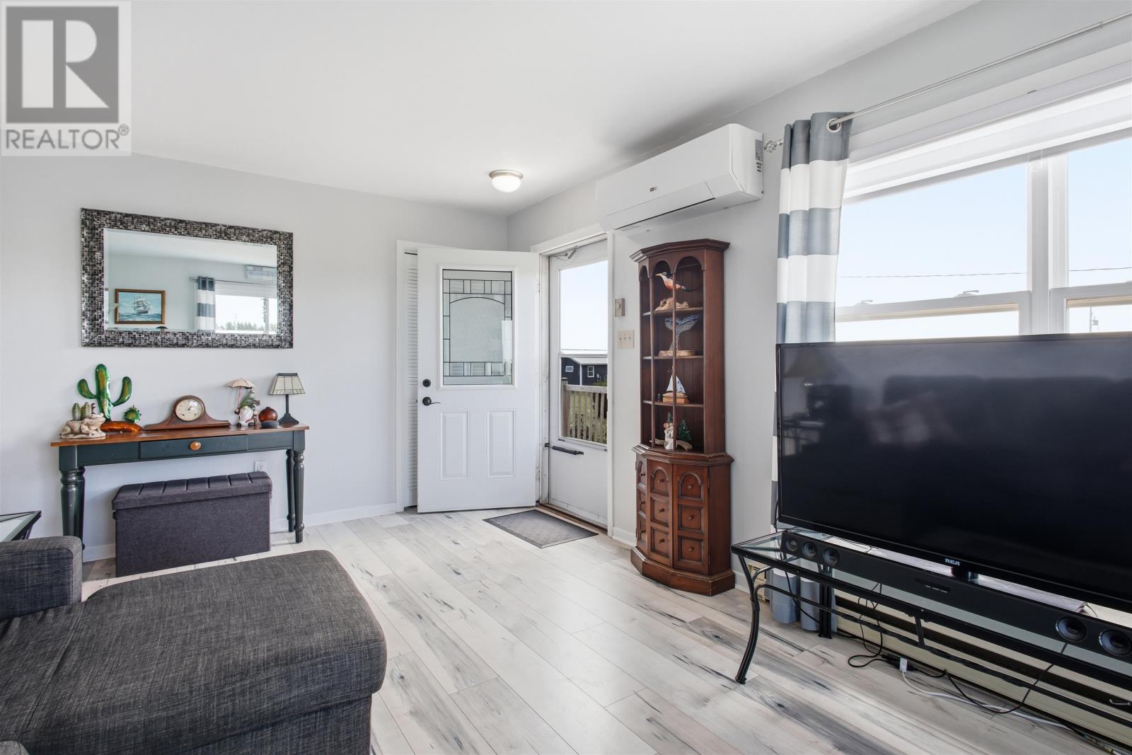 278 Basinview Crescent - 25