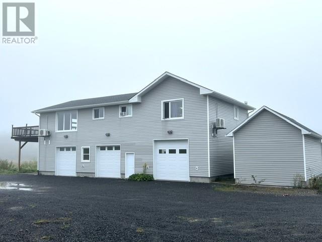 3327 Long Lake Road, Sudbury, Ontario, P3G1N4, Sudbury, Ontario — photo 4 of 5
