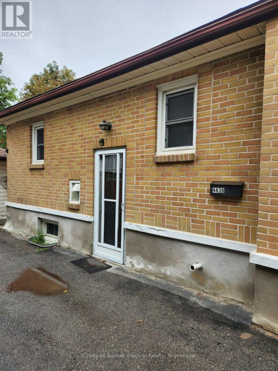 443 Armour Road, Peterborough (Ashburnham Ward 4), Ontario, K9H1Y7, Peterborough (Ashburnham Ward 4), Ontario — photo 3 of 5