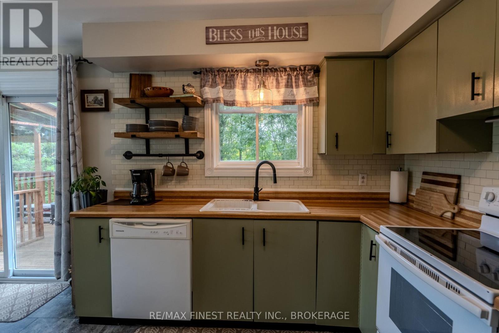 1041 TRYON ROAD - 19