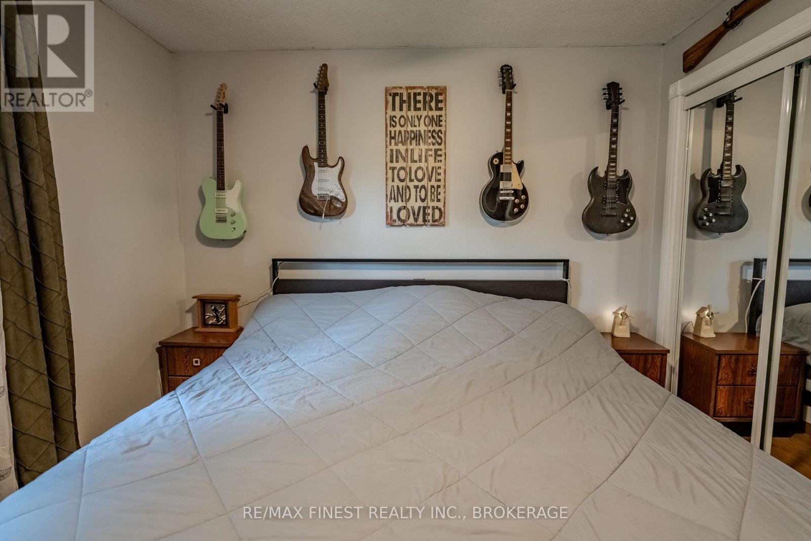 1041 TRYON ROAD - 25