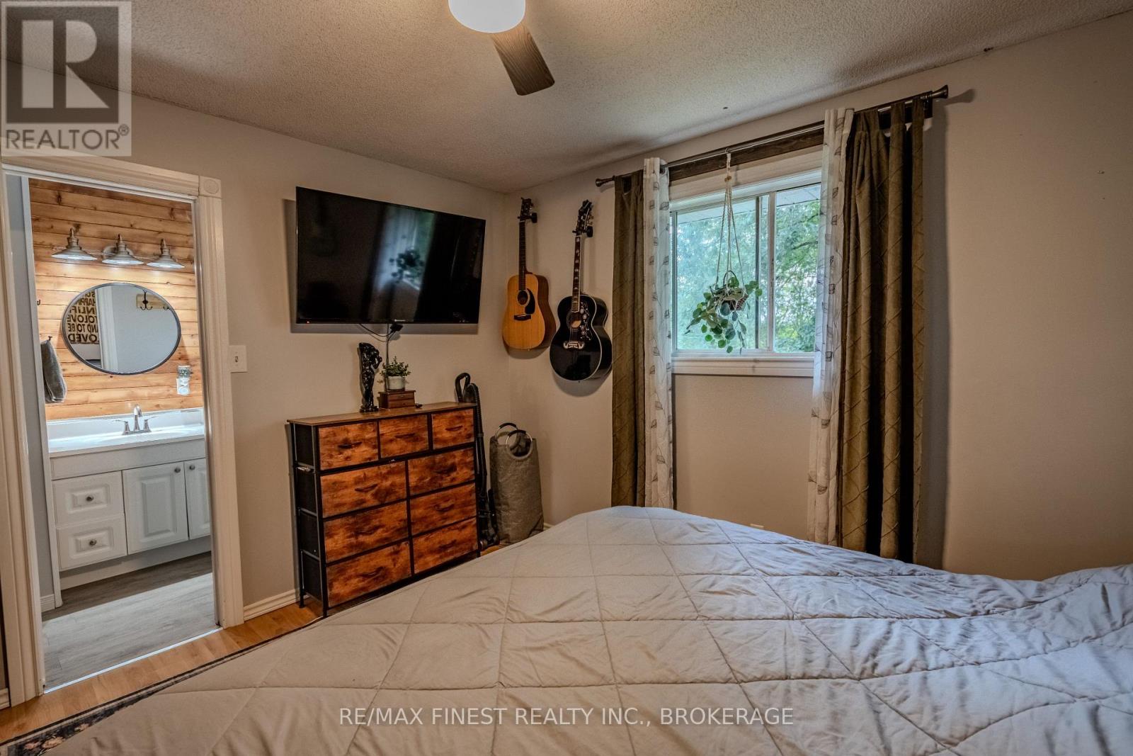 1041 TRYON ROAD - Image 26