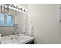 28 Southcrest Drive, Greater Napanee, ON K7R3K2 Photo 17