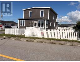 1 Elizabeth Avenue thumbnail 4