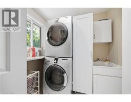 37 Mc Intosh Court, Brantford, ON N3R7Y1 Photo 14