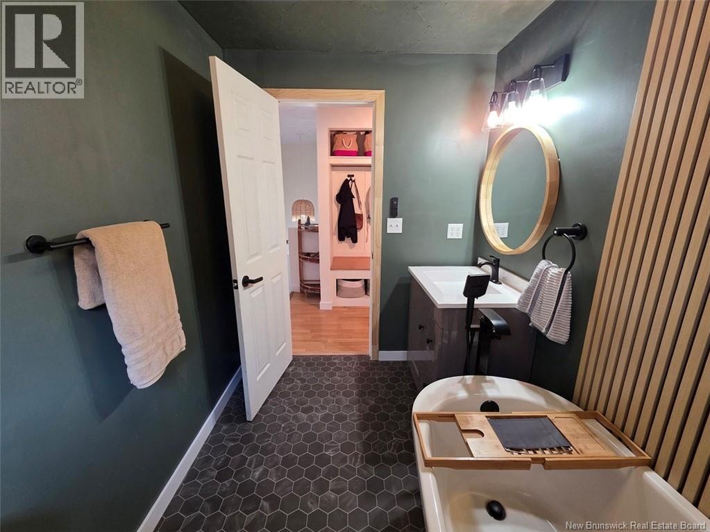 5722 Centrale Street - 23
