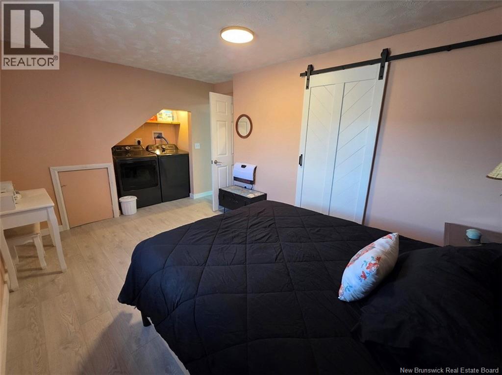 5722 Centrale Street - 37