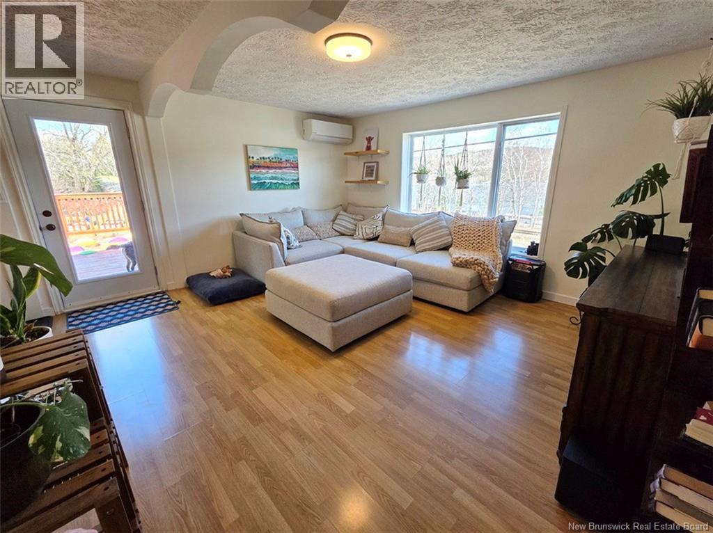 5722 Centrale Street - 17