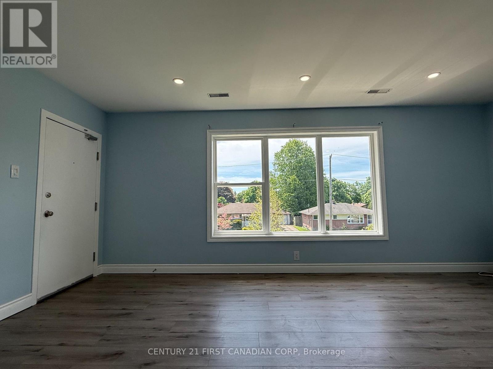 #3 228 Burnside Drive, London East (East I), Ontario, N5V1B9, London East (East I), Ontario — photo 5 of 5