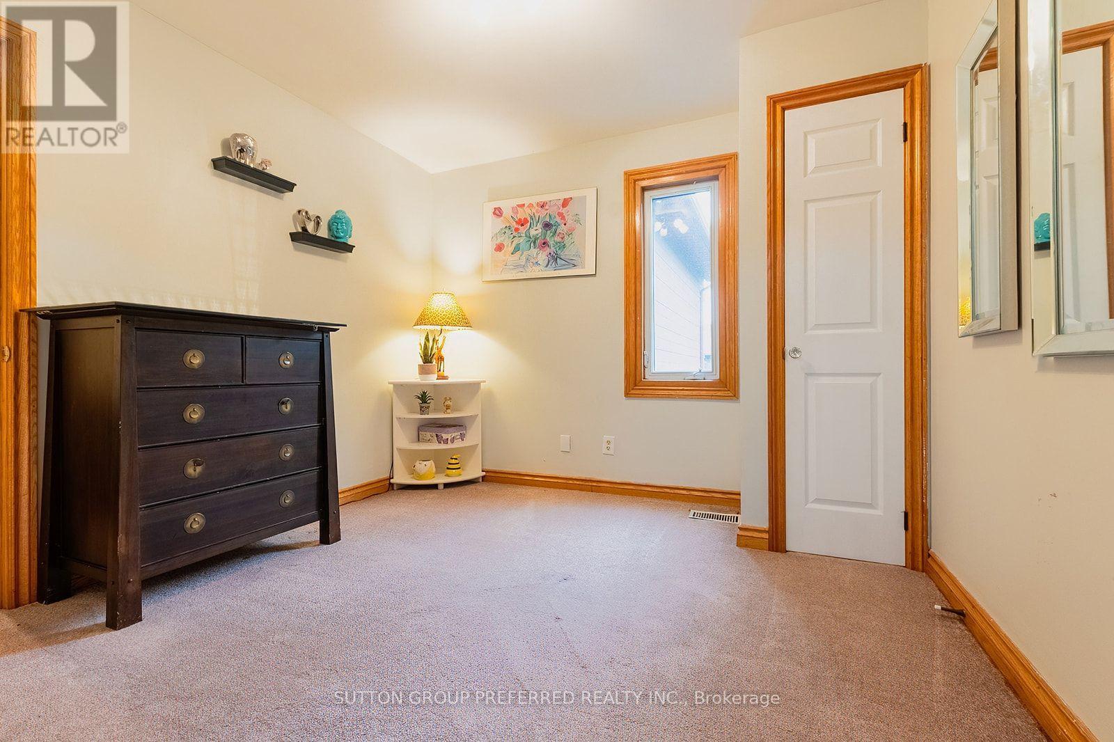 128 MILL ROAD - Image 17