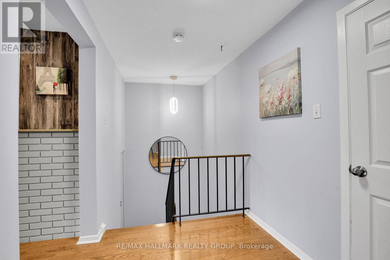 90 CHESTERTON DRIVE - 13