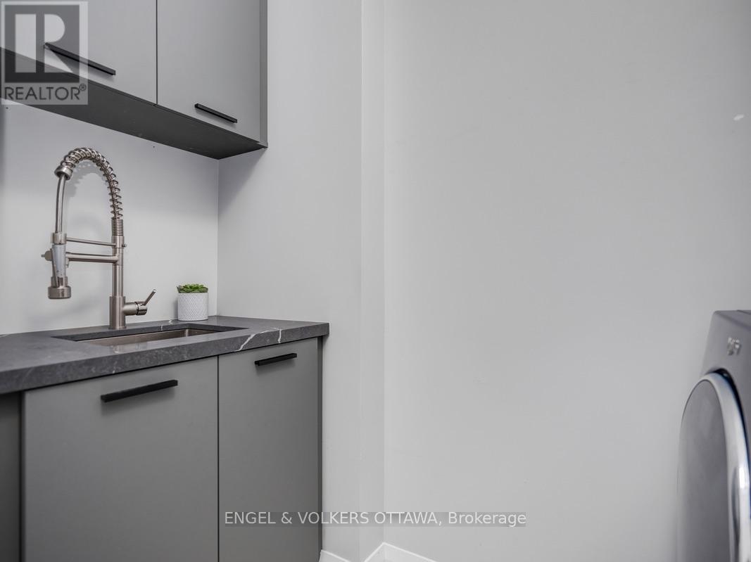 303 WESTHILL AVENUE - Image 38