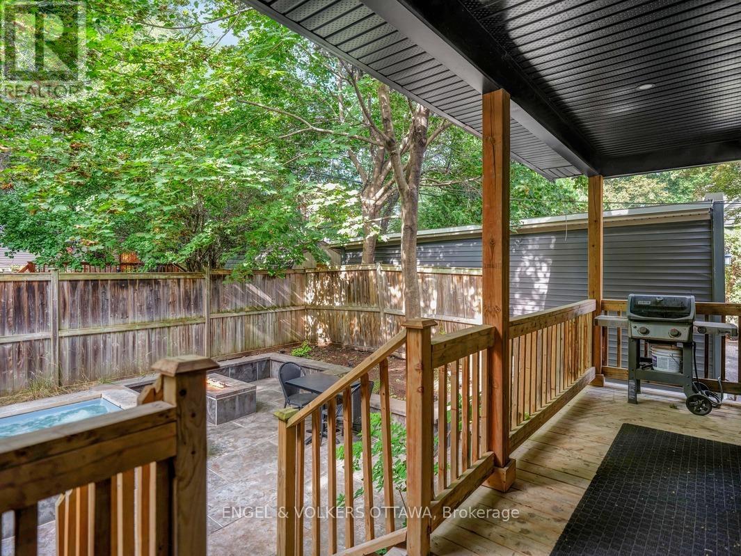303 WESTHILL AVENUE - 50