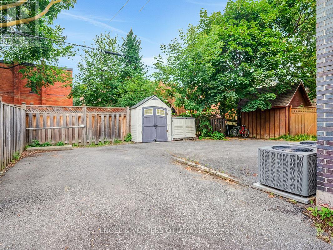 #A 103 THIRD AVENUE - 36