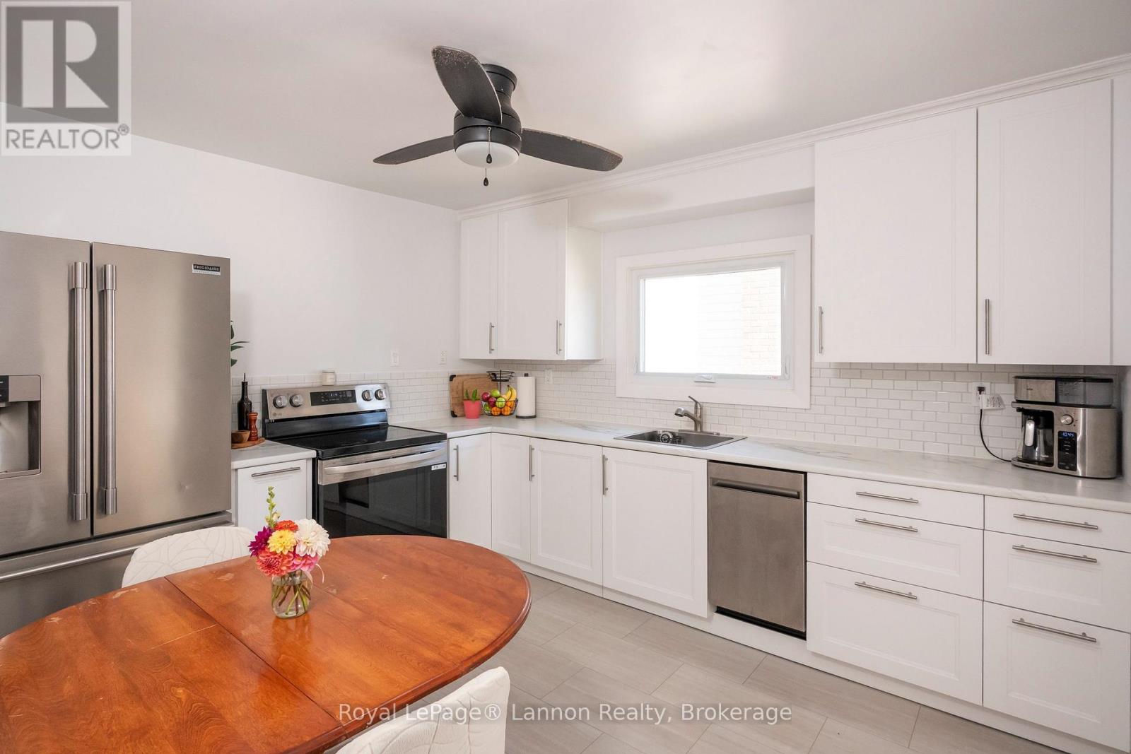 1340 STANLEY AVENUE - 11