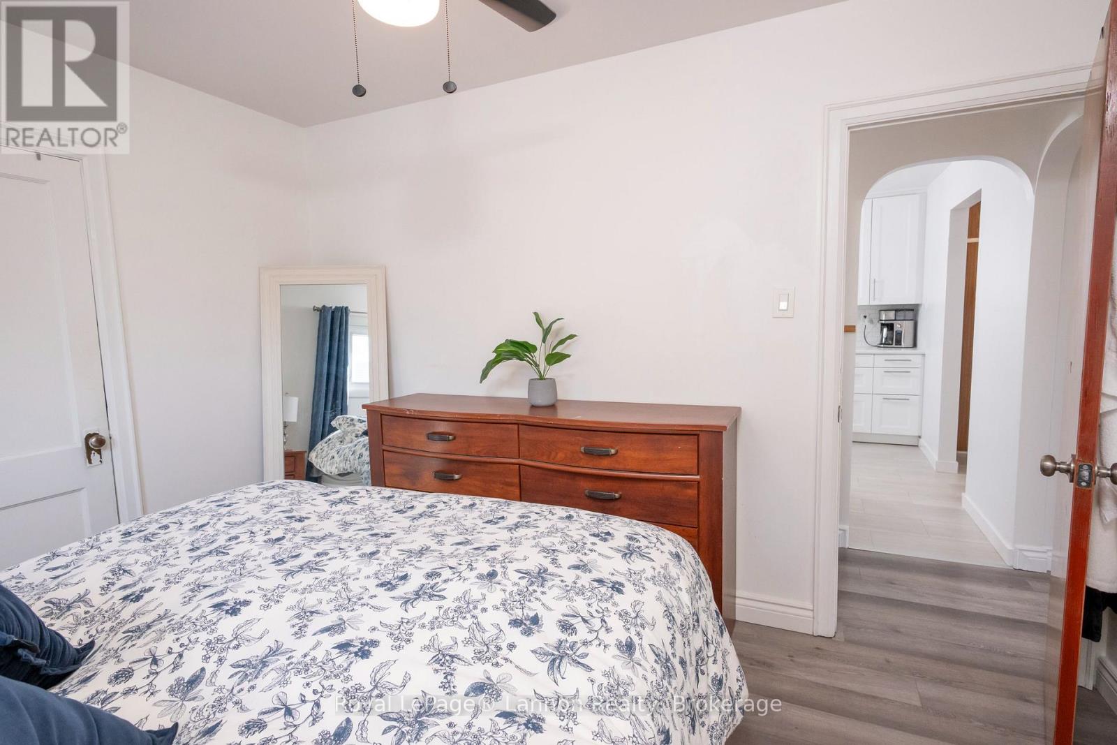 1340 STANLEY AVENUE - Image 15