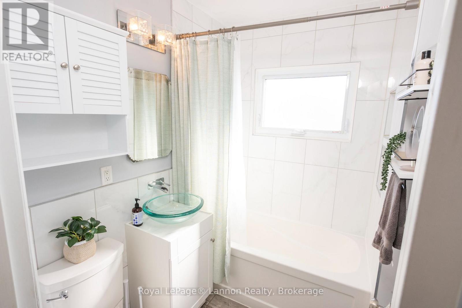 1340 STANLEY AVENUE - Image 22