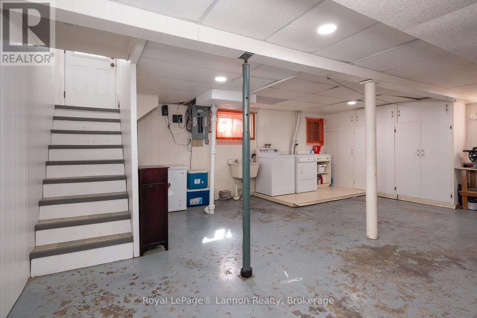 1340 STANLEY AVENUE - Image 24