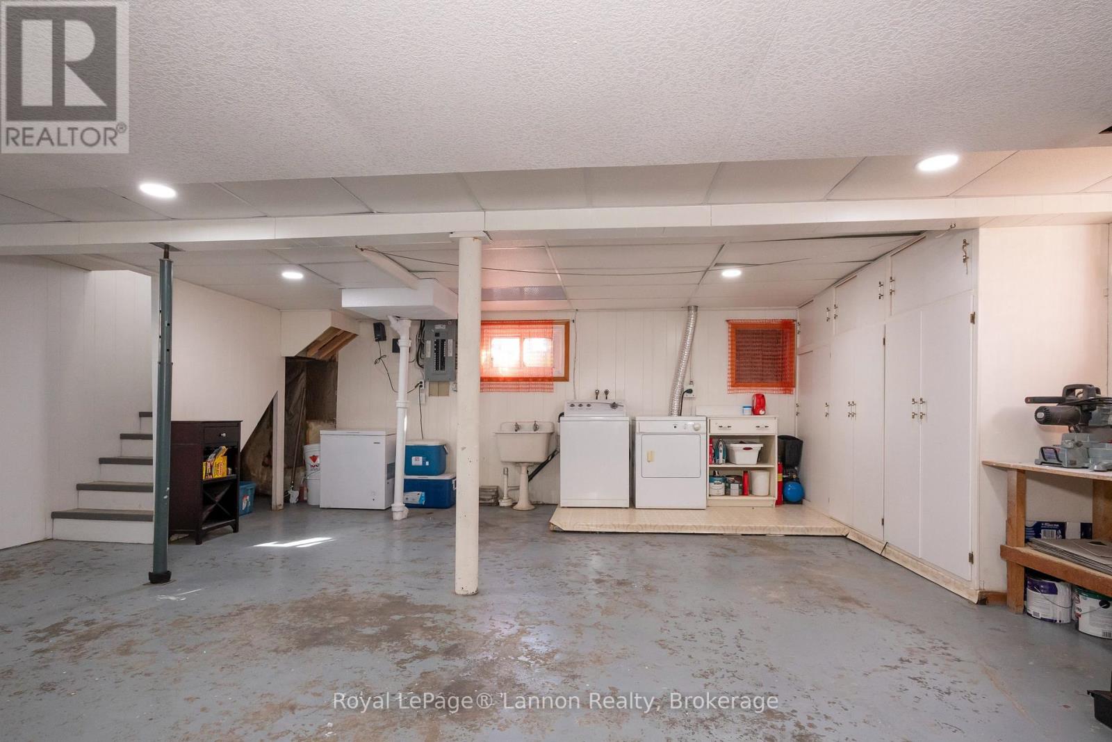 1340 STANLEY AVENUE - Image 25