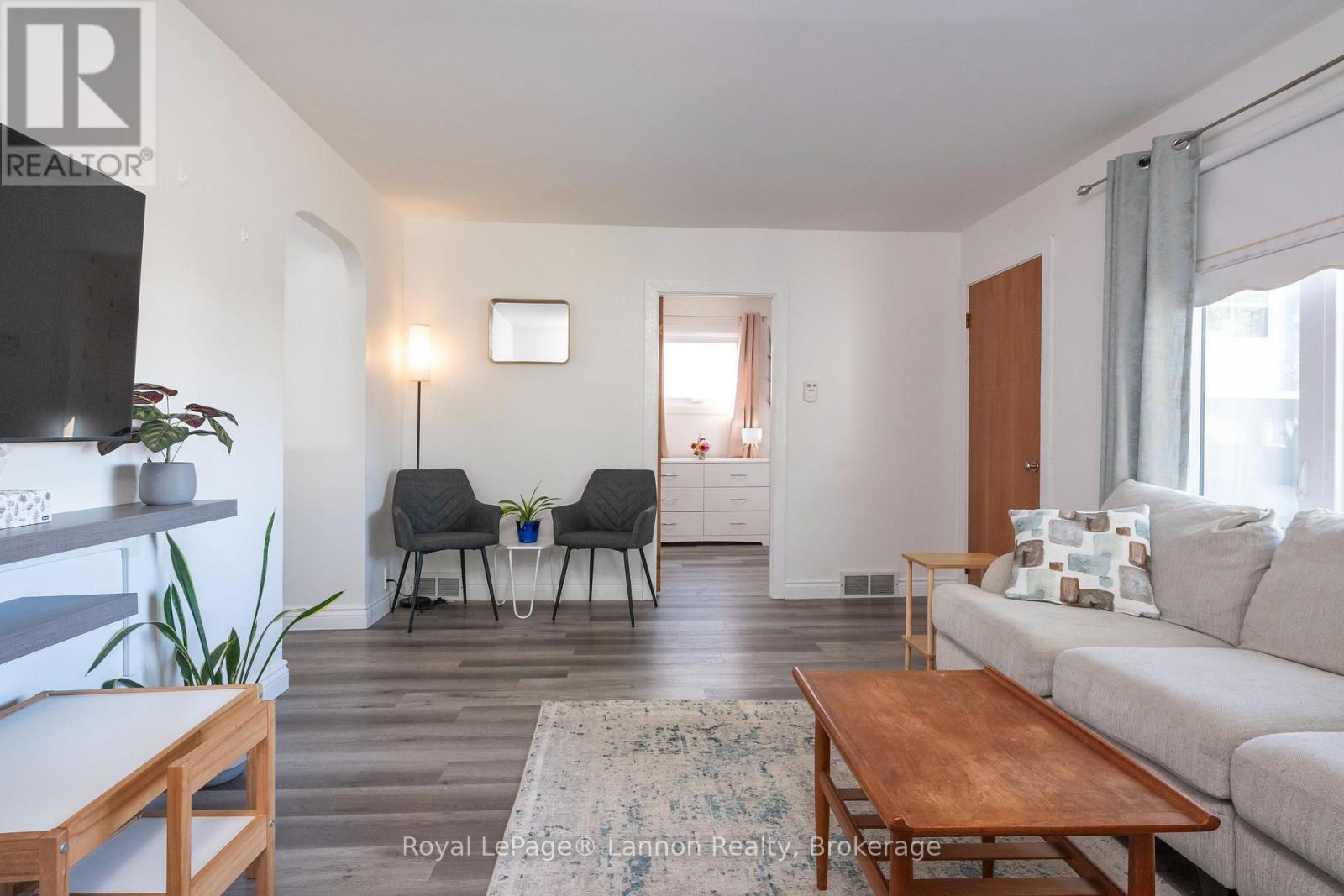 1340 STANLEY AVENUE - 3