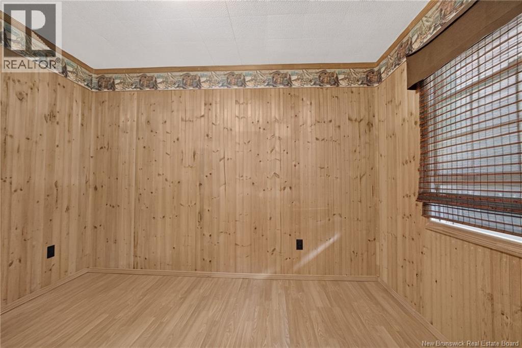 547 Bradford West Road - Image 34