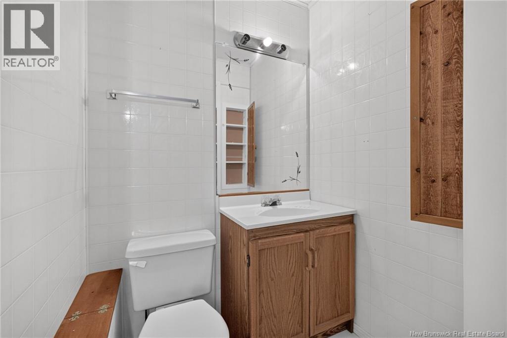 547 Bradford West Road - 37