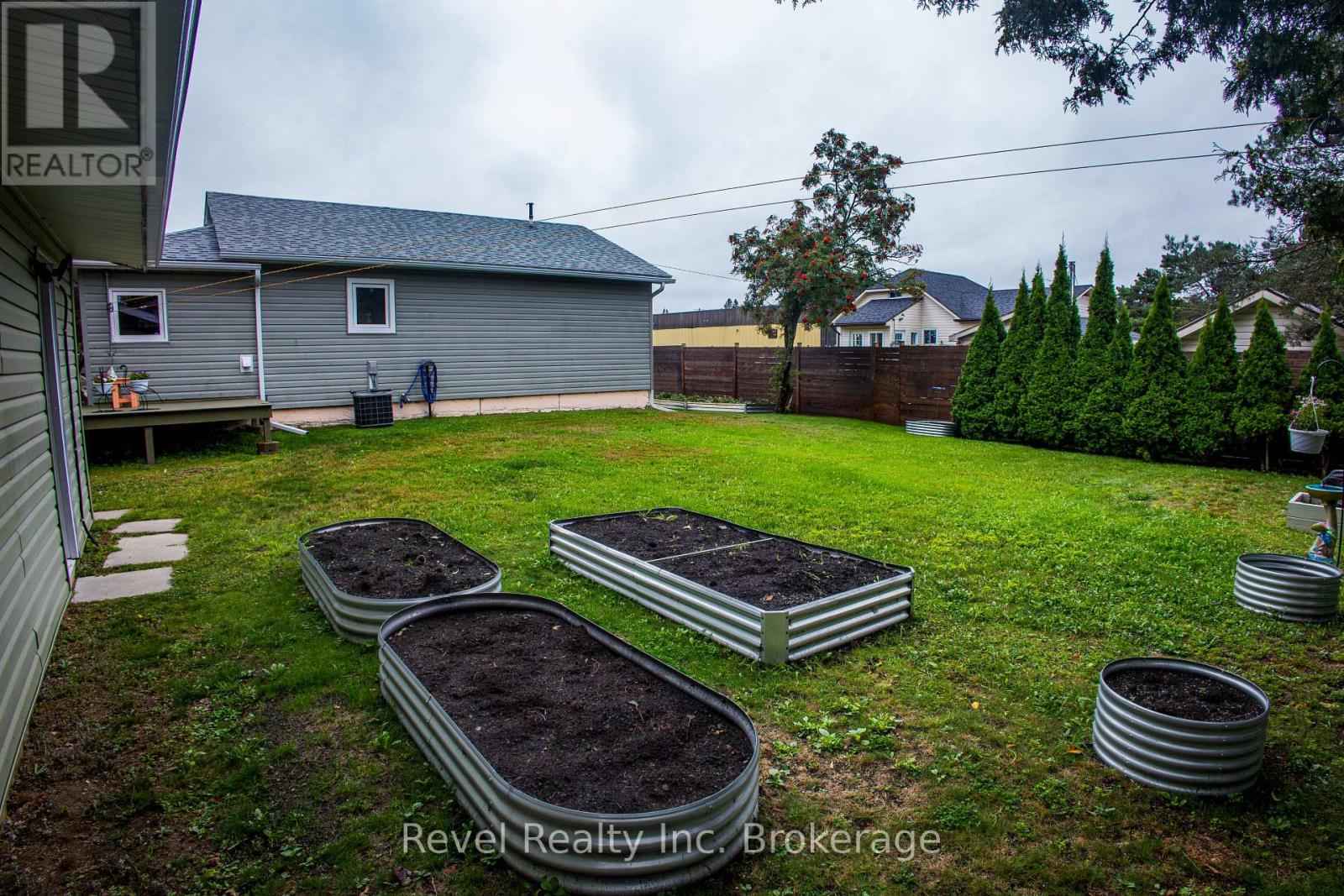 2 LINCOLN AVENUE - Image 22