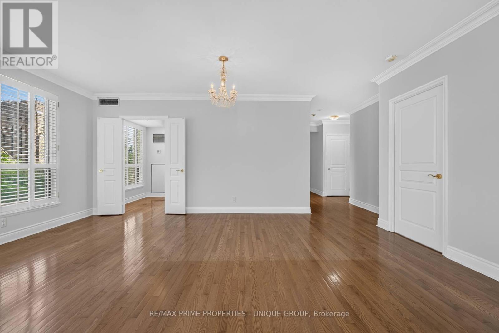 #317 10 DELISLE AVENUE - 18