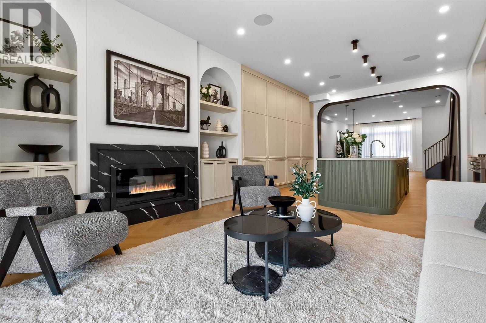 21 FOXLEY STREET - 13