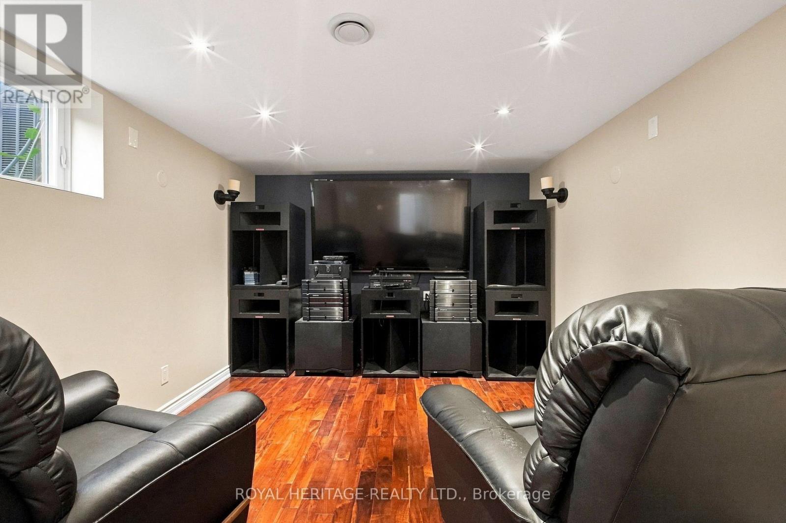 816 SHEPPARD AVENUE - Image 31