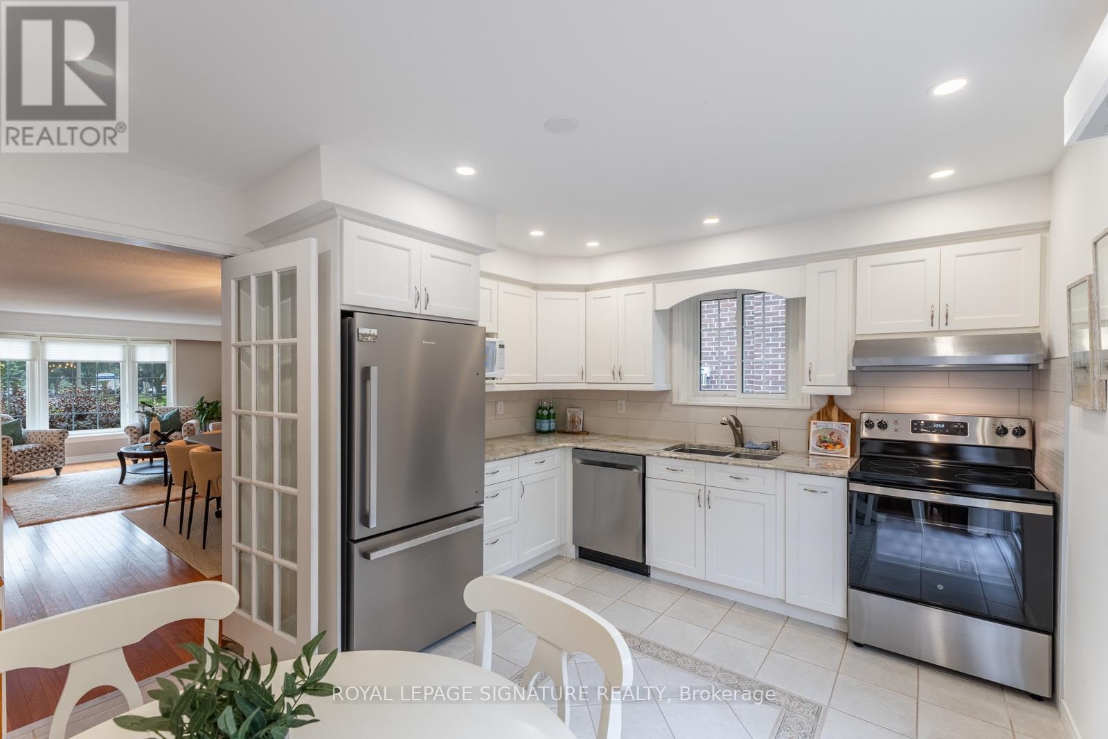 47 PEPPER TREE DRIVE - Image 13