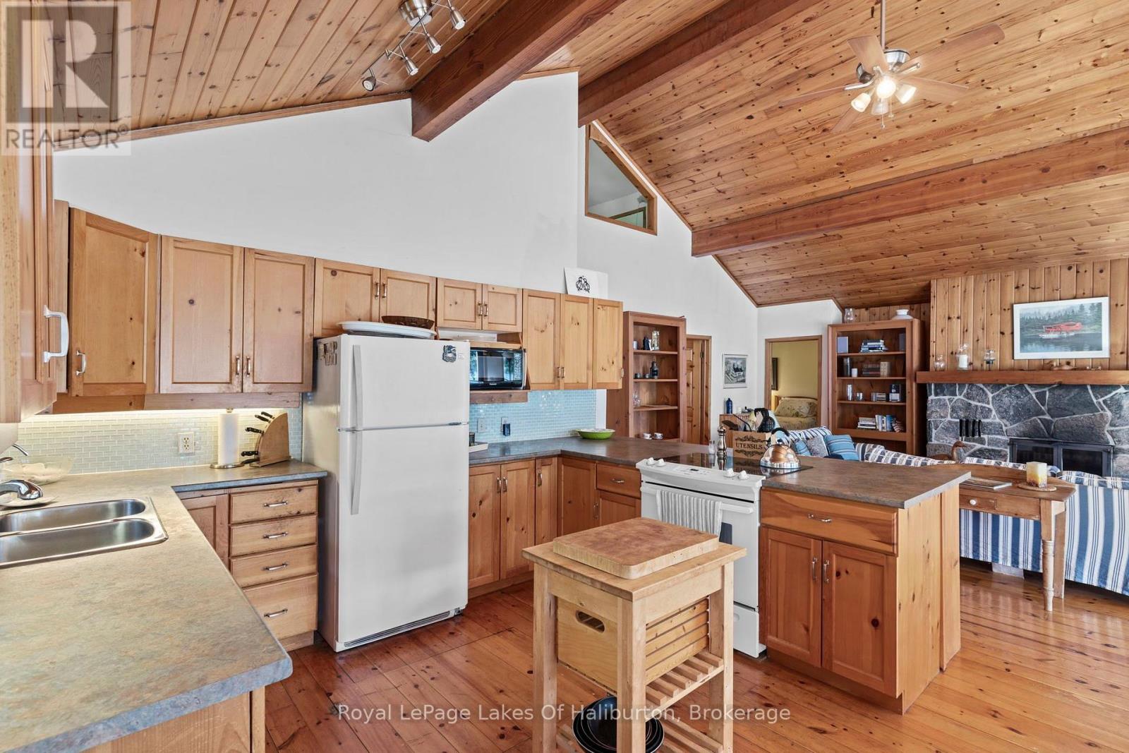 1035 TRIPLE CREEK LANE - 12