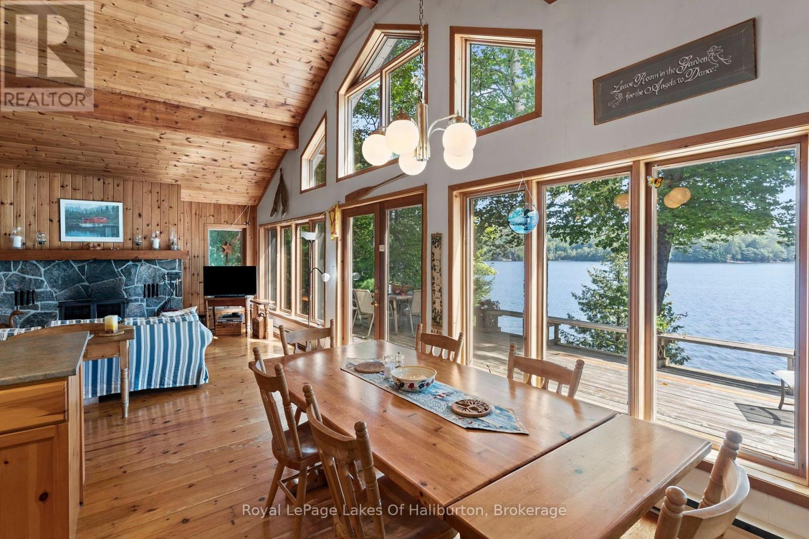 1035 TRIPLE CREEK LANE - Image 17