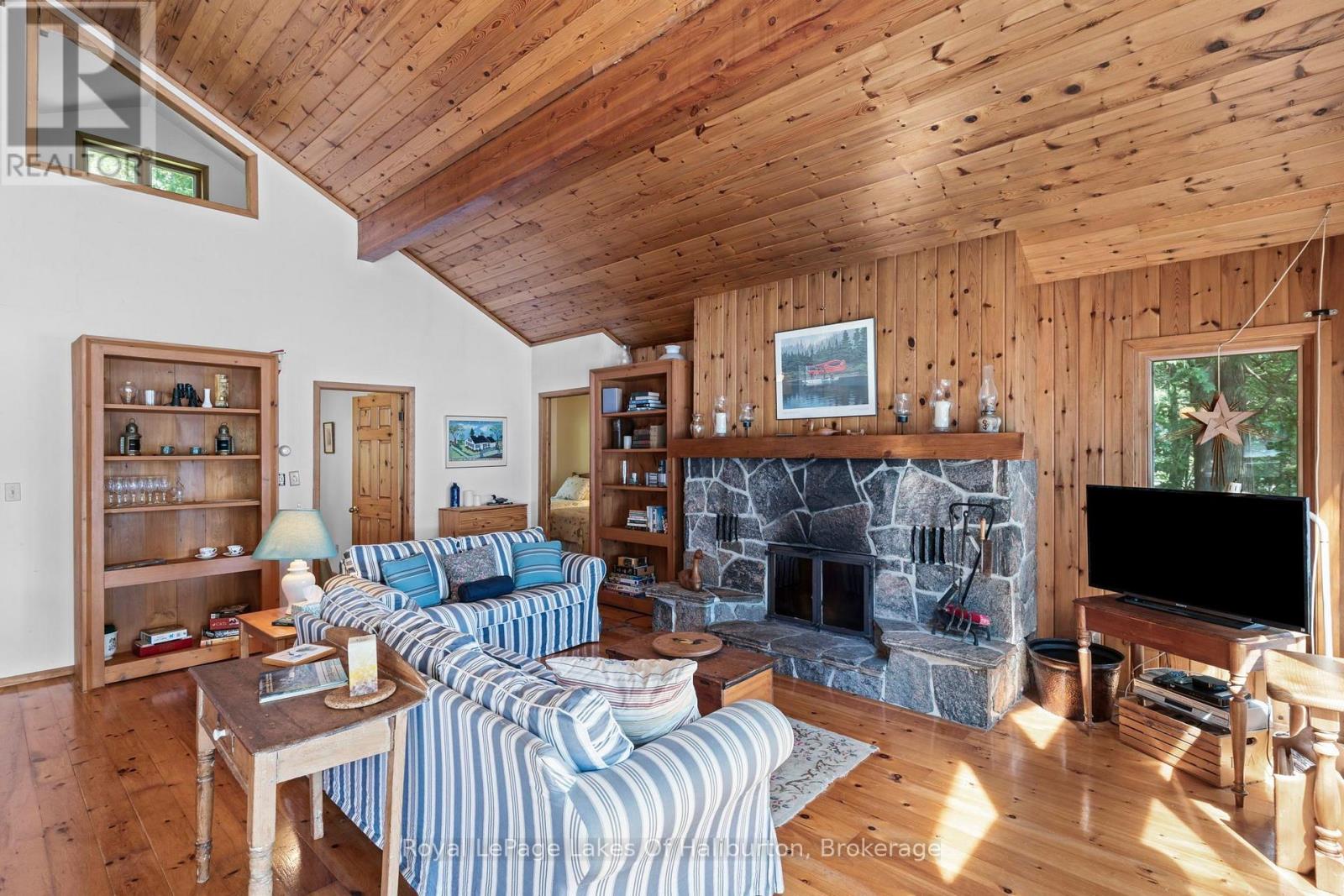 1035 TRIPLE CREEK LANE - Image 20