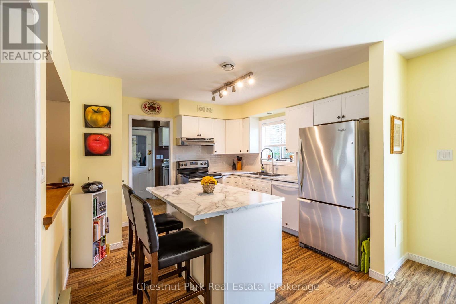 861 ARLINGTON STREET - Image 10