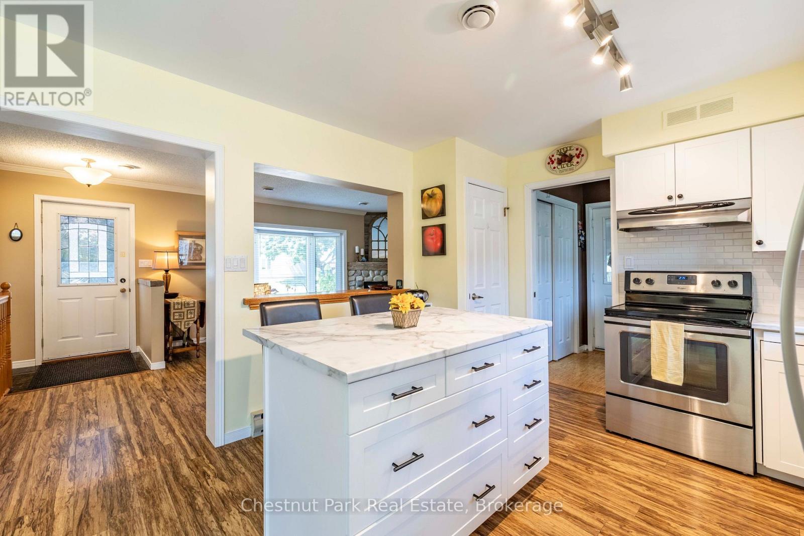 861 ARLINGTON STREET - Image 14