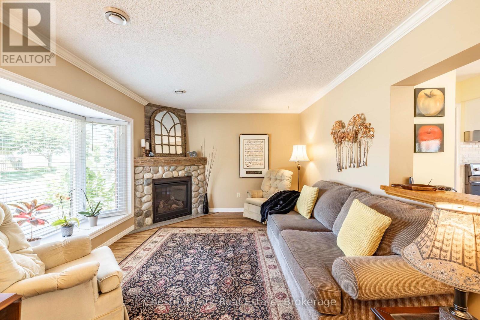 861 ARLINGTON STREET - Image 6