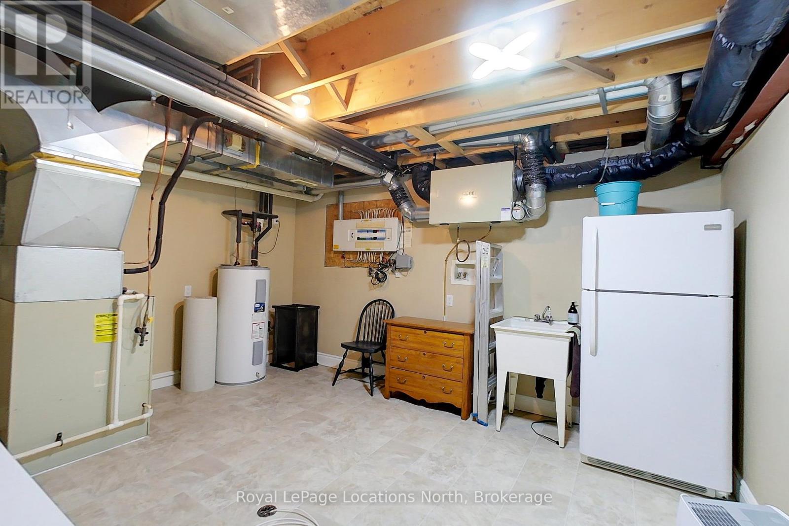 63 FAIRWAY AVENUE - Image 31