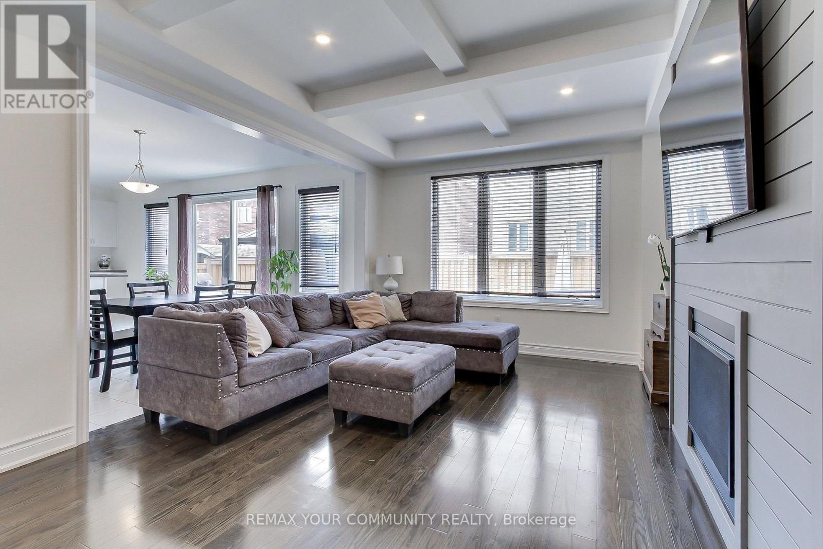 26 HODGSON ROAD - 21