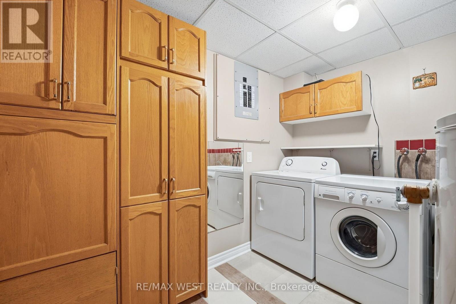 149 DEERGLEN TERRACE - Image 26