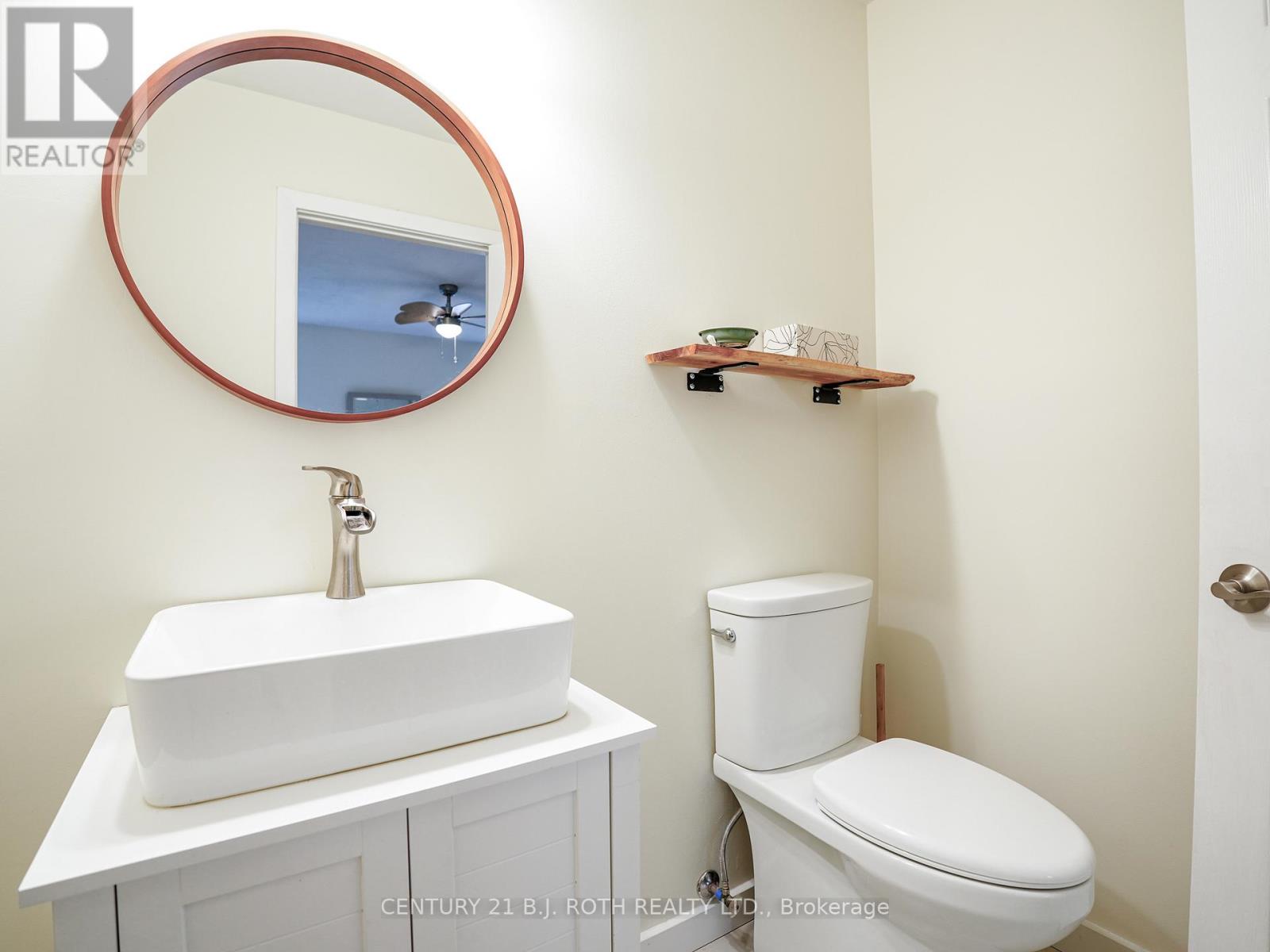 26 BEDFORD ROAD - Image 33