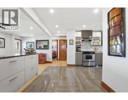 Recreational, Games room - 34 Oak Avenue, Okotoks, AB T1S1K6 Photo 10