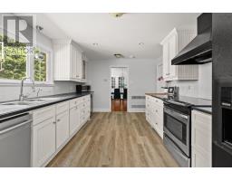 4pc Bathroom - 6201 Regina Terrace, Halifax, NS B3H1N4 Photo 13