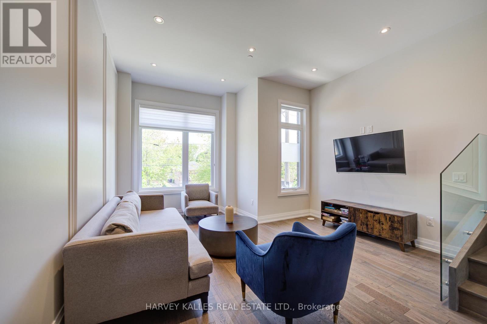 1130A ISLINGTON AVENUE - Image 13