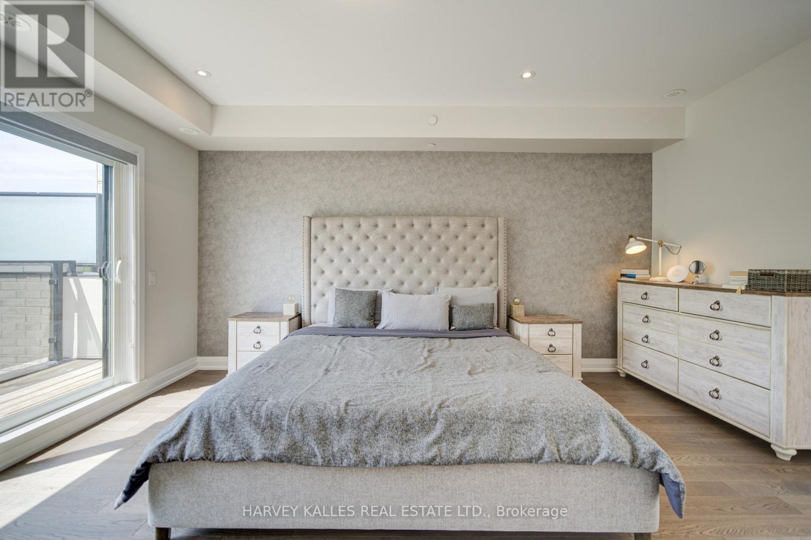 1130A ISLINGTON AVENUE - Image 31