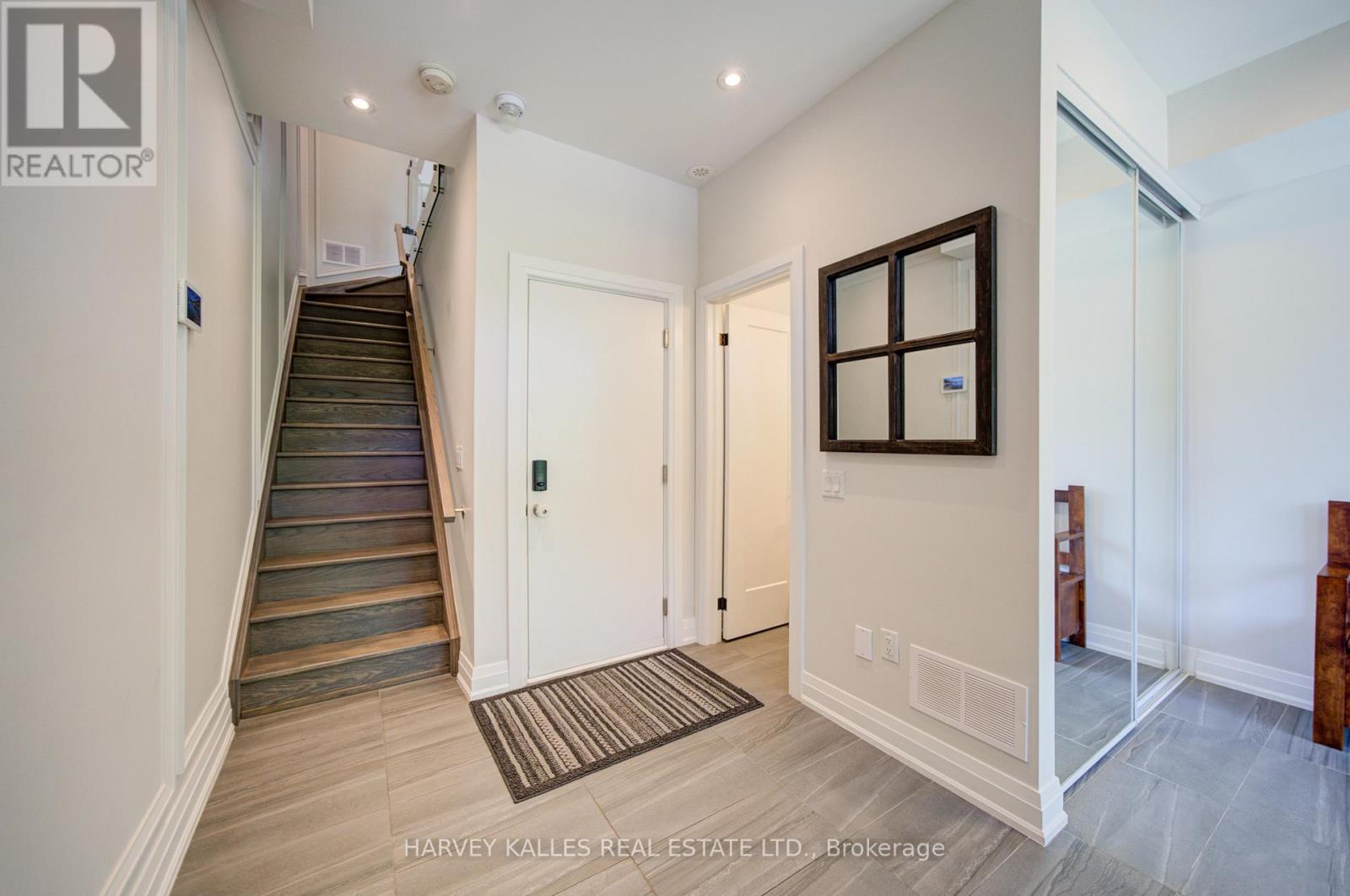 1130A ISLINGTON AVENUE - Image 6