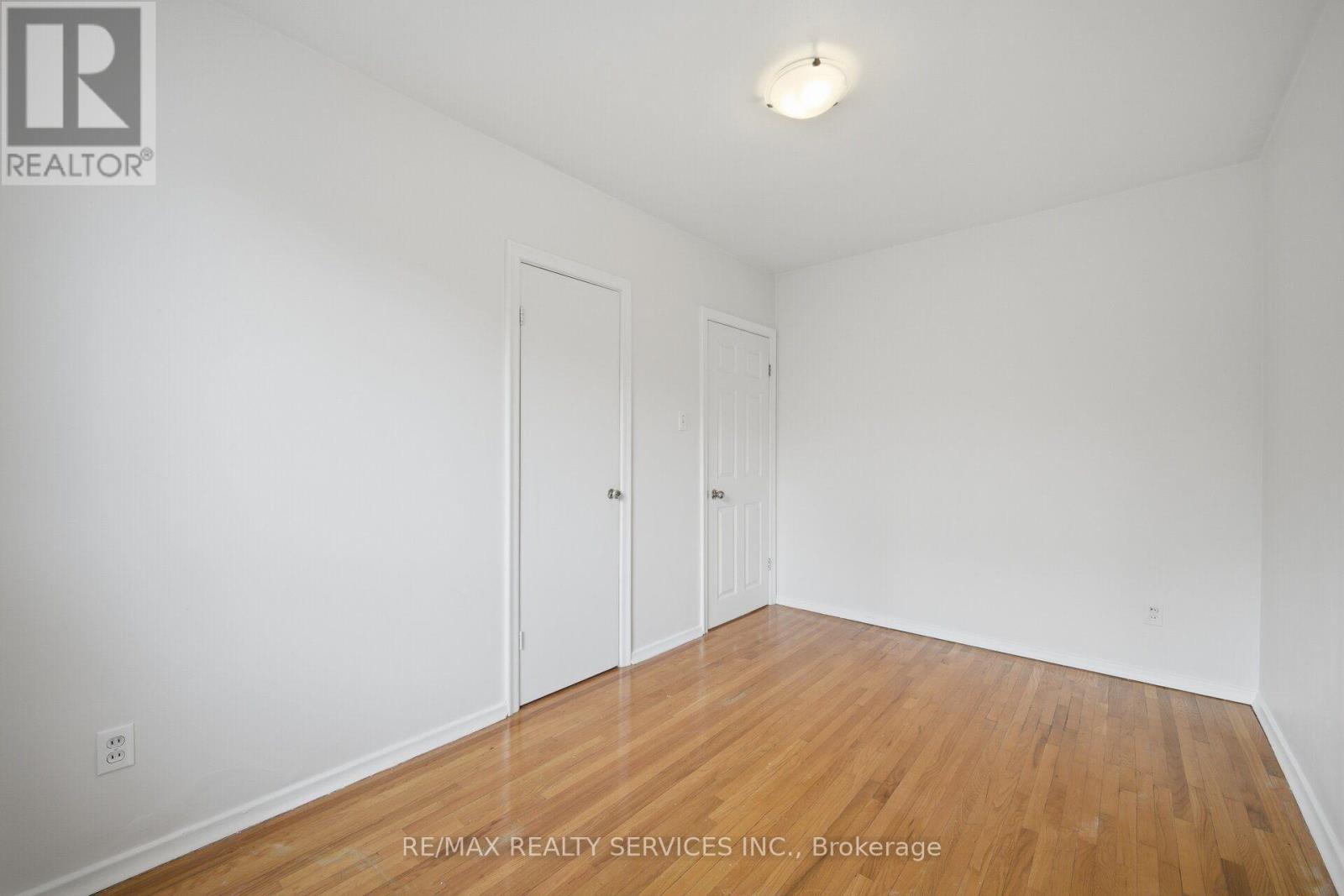 27 EDGEMONT DRIVE - 25