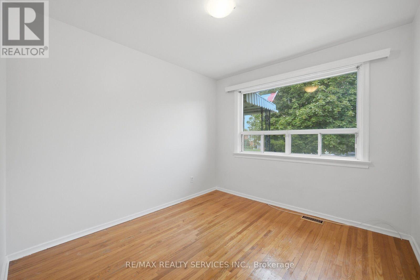 27 EDGEMONT DRIVE - Image 26